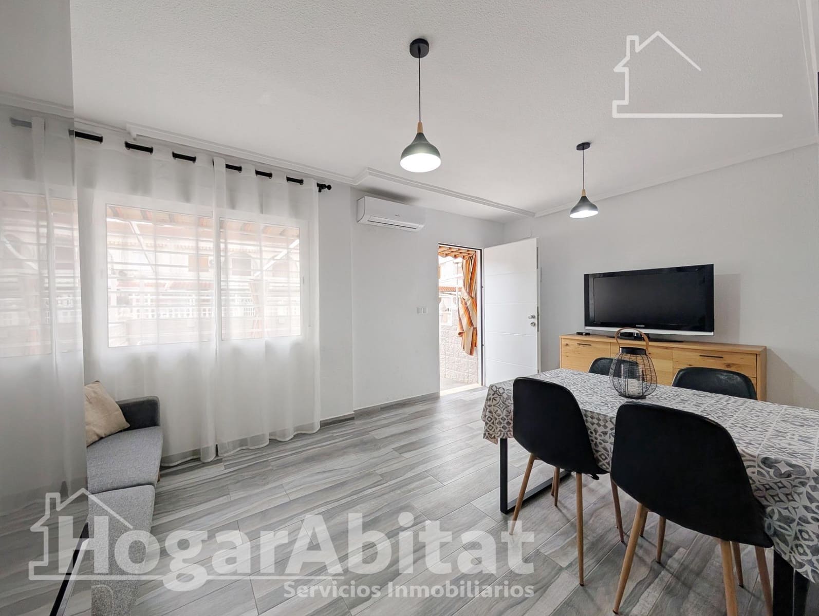 Casa de 2 habitaciones en Santa Pola en venta con garaje - 289.000 € (Ref: 9721762)