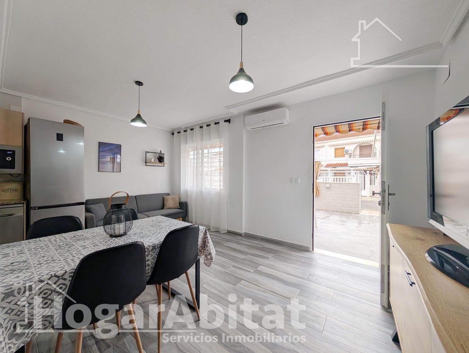 Casa de 2 habitaciones en Santa Pola en venta con garaje - 289.000 € (Ref: 9721762)