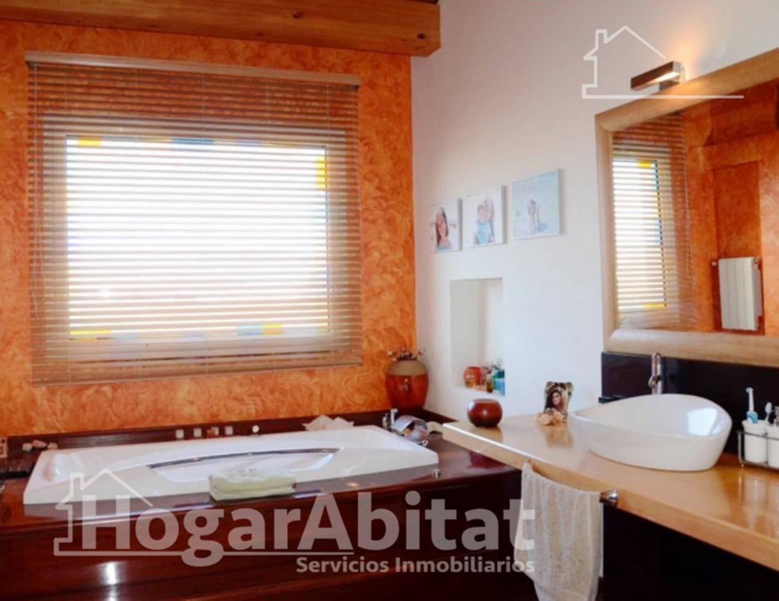 4 bedroom Villa for sale in Algemesi with garage - € 569,000 (Ref: 9726679)