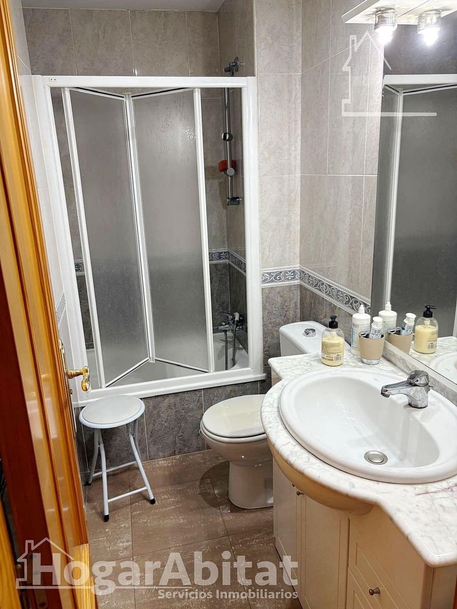 3 slaapkamer Rijtjeshuis te koop in Alzira met garage - € 184.000 (Ref: 9726682)