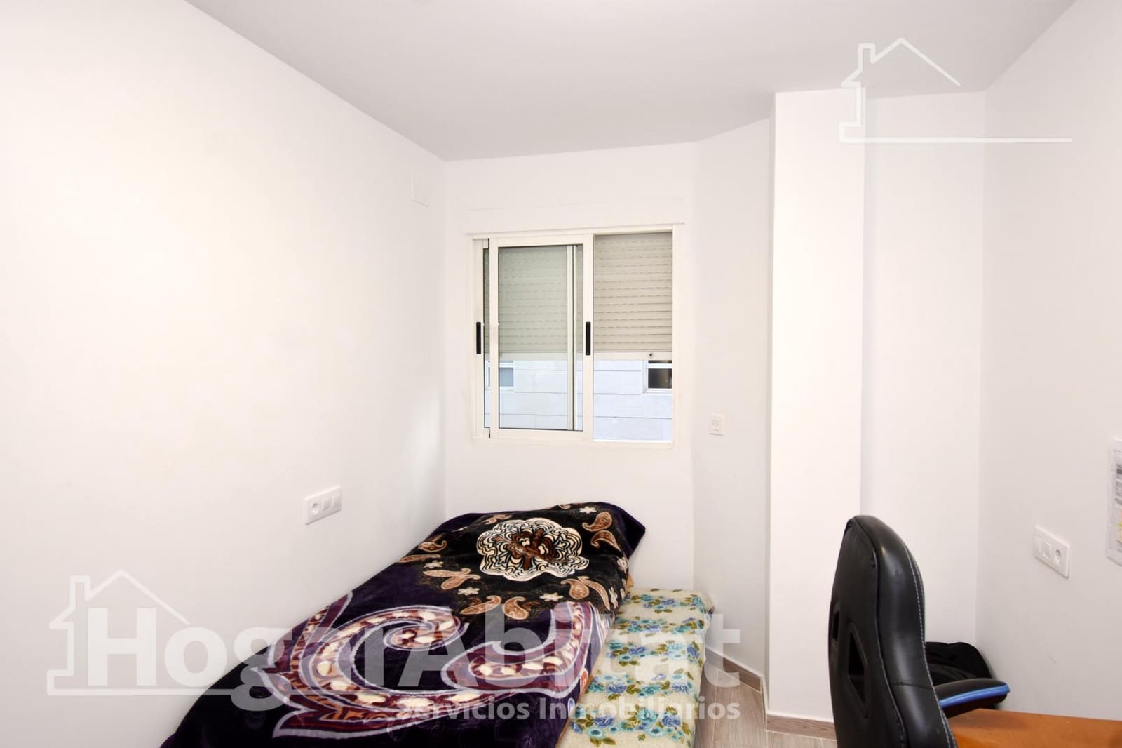 3 bedroom Flat for sale in Alzira - € 160,000 (Ref: 9726683)