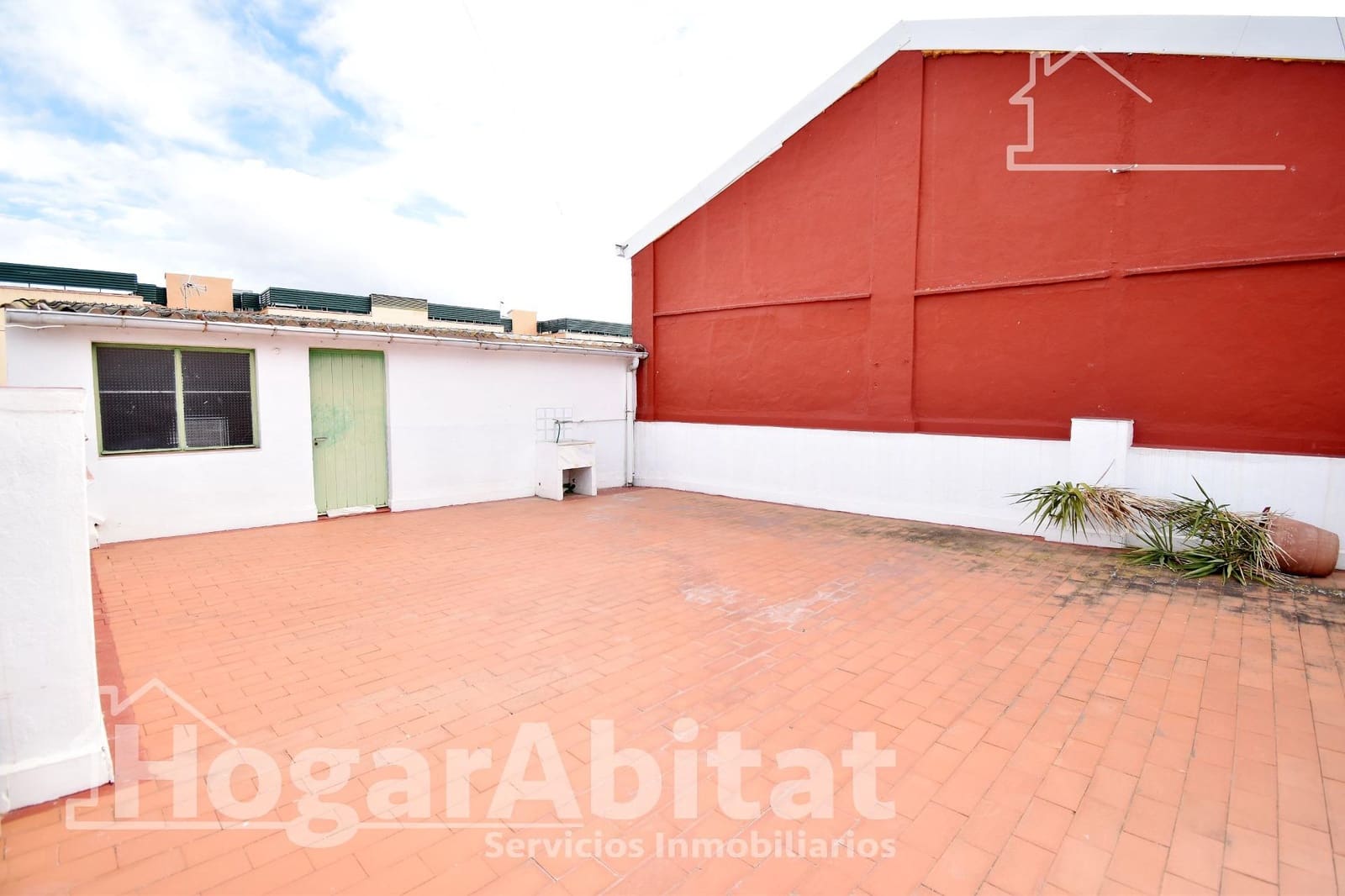 3 bedroom Terraced Villa for sale in Cheste with garage - € 300,000 (Ref: 9726690)