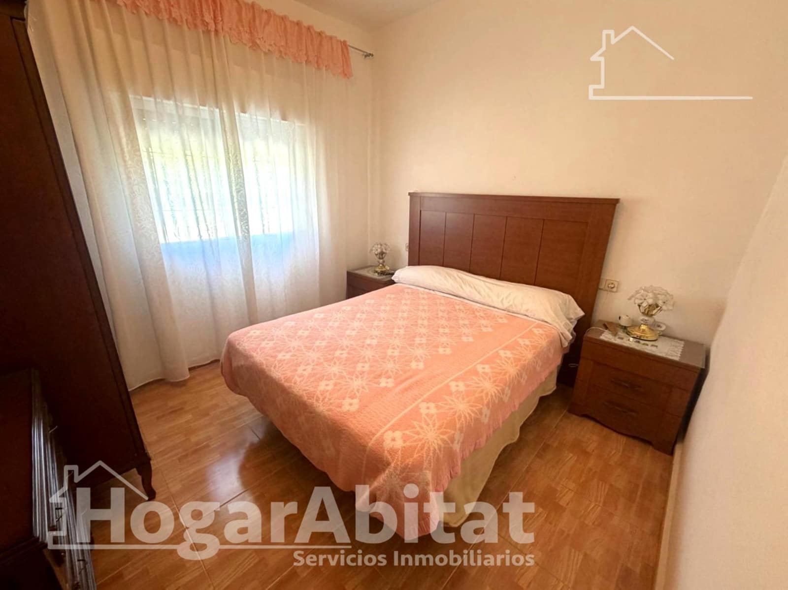 3 bedroom Villa for sale in Torrent with pool garage - € 230,000 (Ref: 9726701)