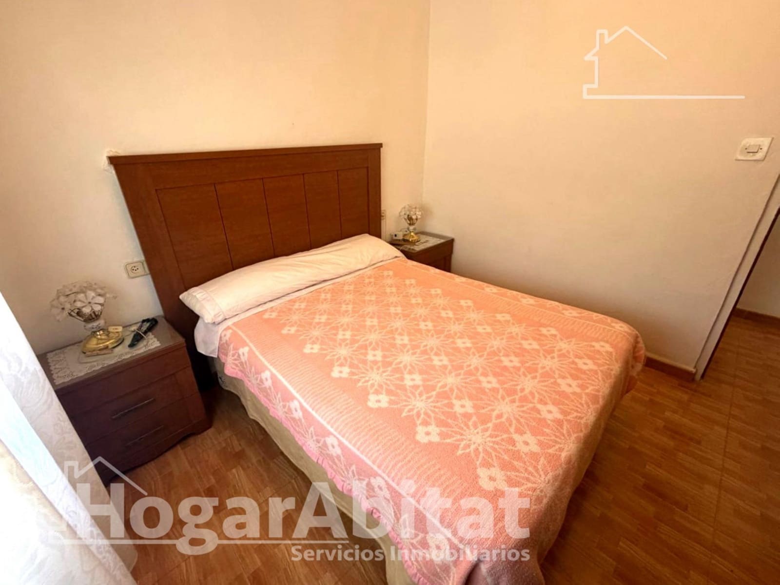 3 bedroom Villa for sale in Torrent with pool garage - € 230,000 (Ref: 9726701)