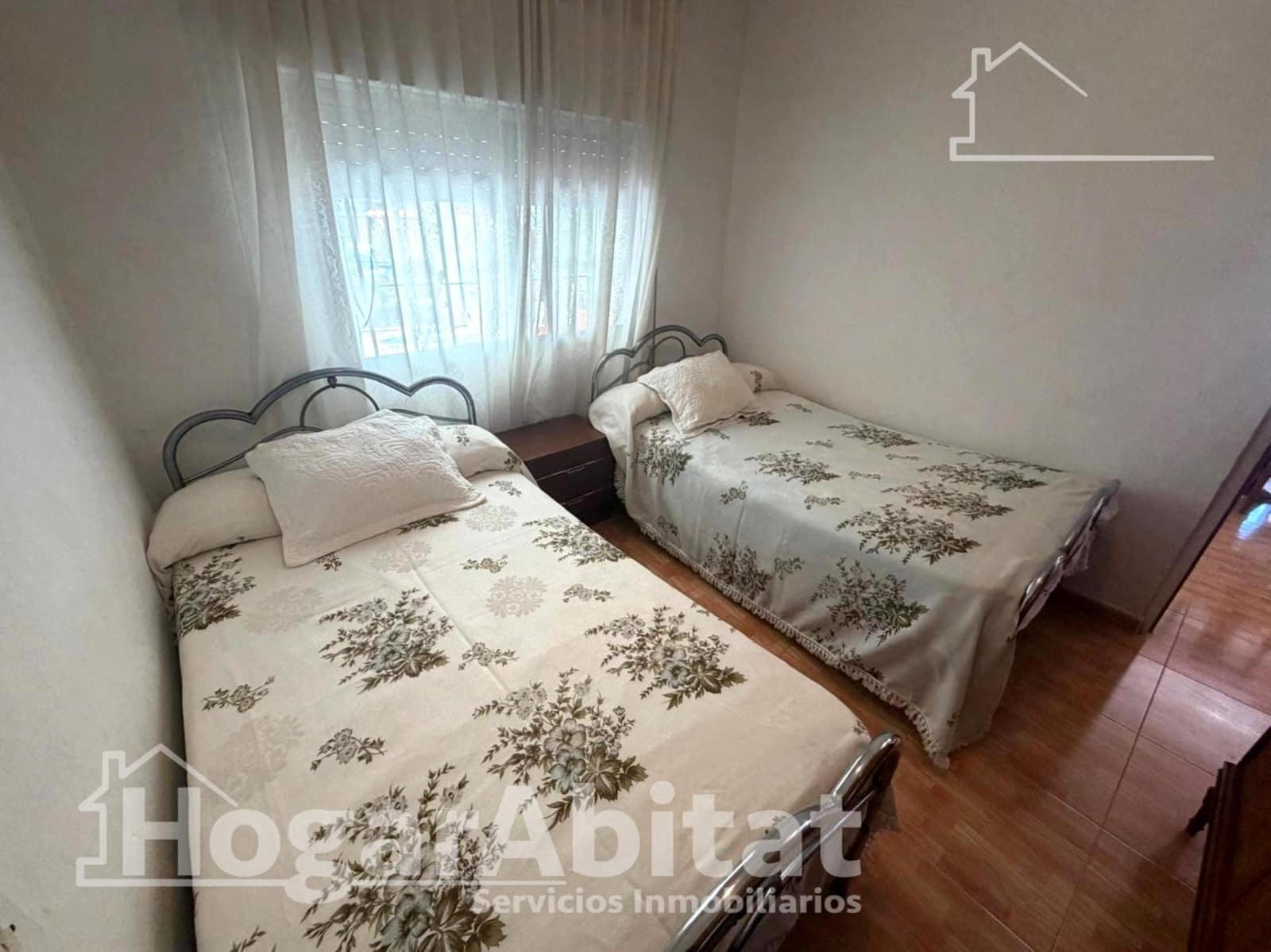 3 bedroom Villa for sale in Torrent with pool garage - € 230,000 (Ref: 9726701)