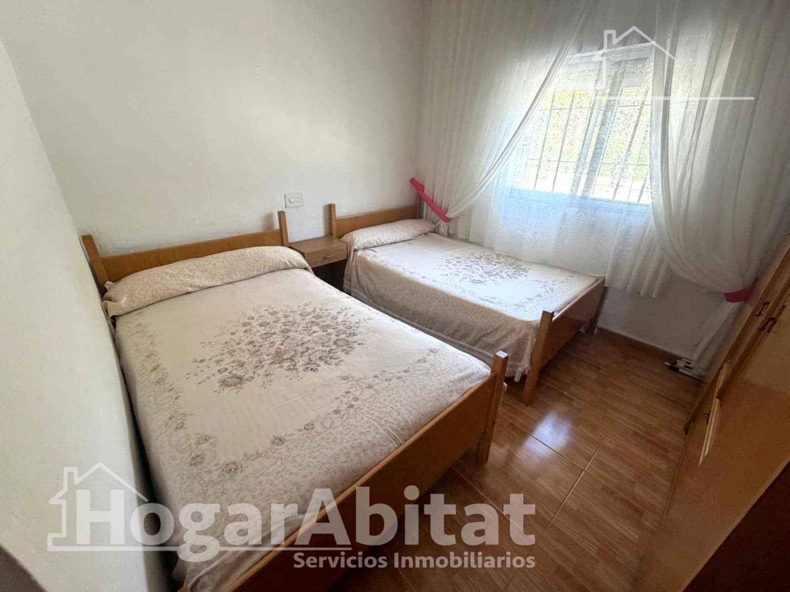 3 bedroom Villa for sale in Torrent with pool garage - € 230,000 (Ref: 9726701)