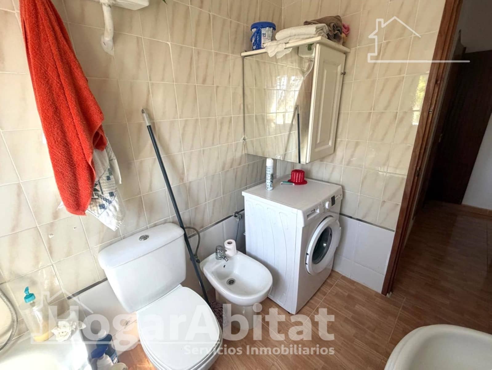 3 bedroom Villa for sale in Torrent with pool garage - € 230,000 (Ref: 9726701)