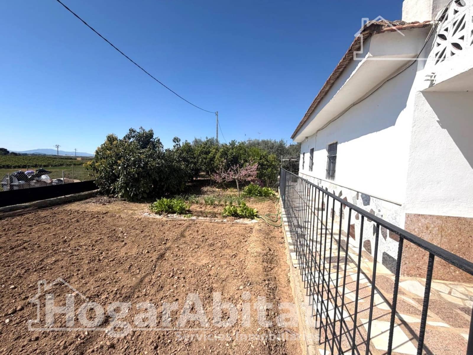 3 bedroom Villa for sale in Torrent with pool garage - € 230,000 (Ref: 9726701)