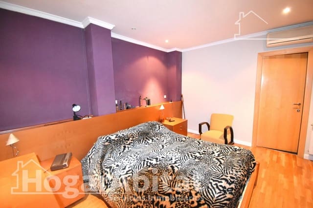 5 Zimmer Haus zu verkaufen in Carlet mit Garage - 285.000 € (Ref: 9726703)