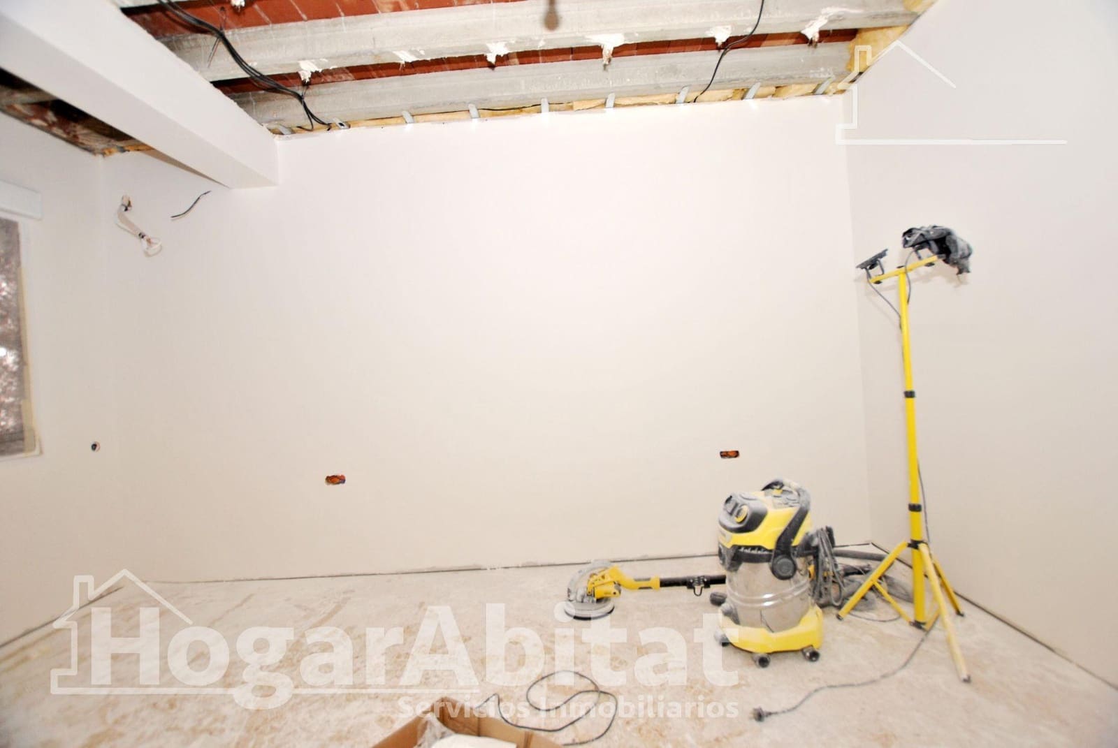 3 bedroom Flat for sale in Gandia - € 200,000 (Ref: 9732168)