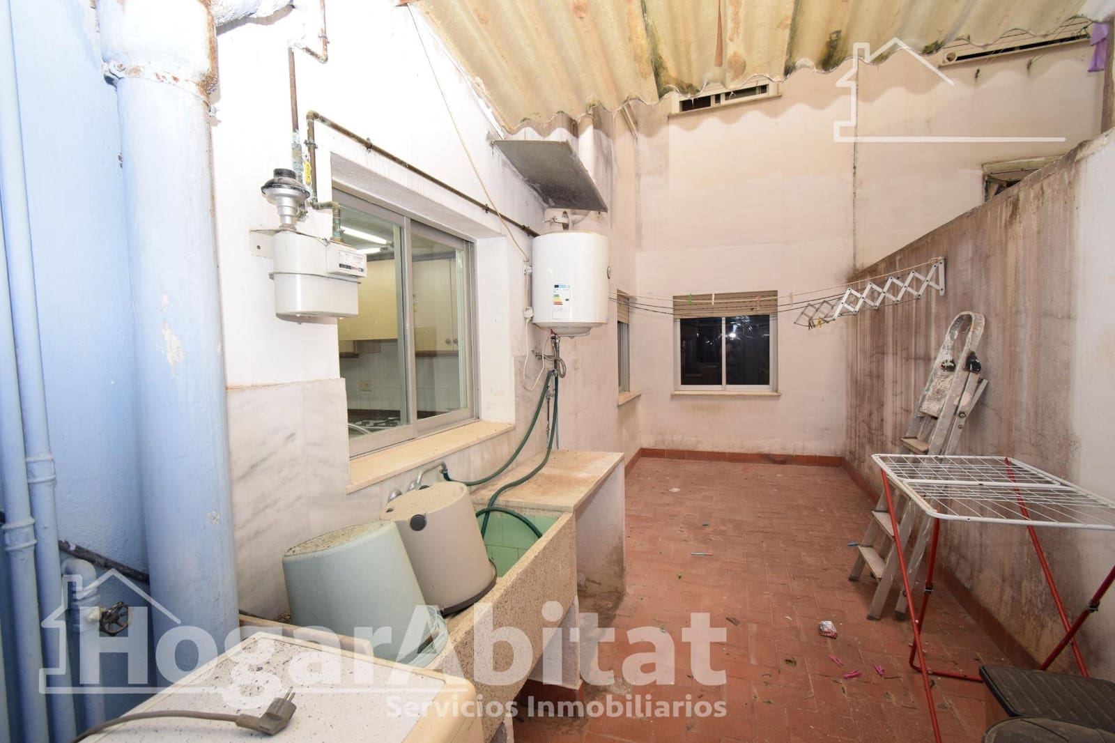 3 bedroom Flat for sale in Alginet with garage - € 135,000 (Ref: 9732182)