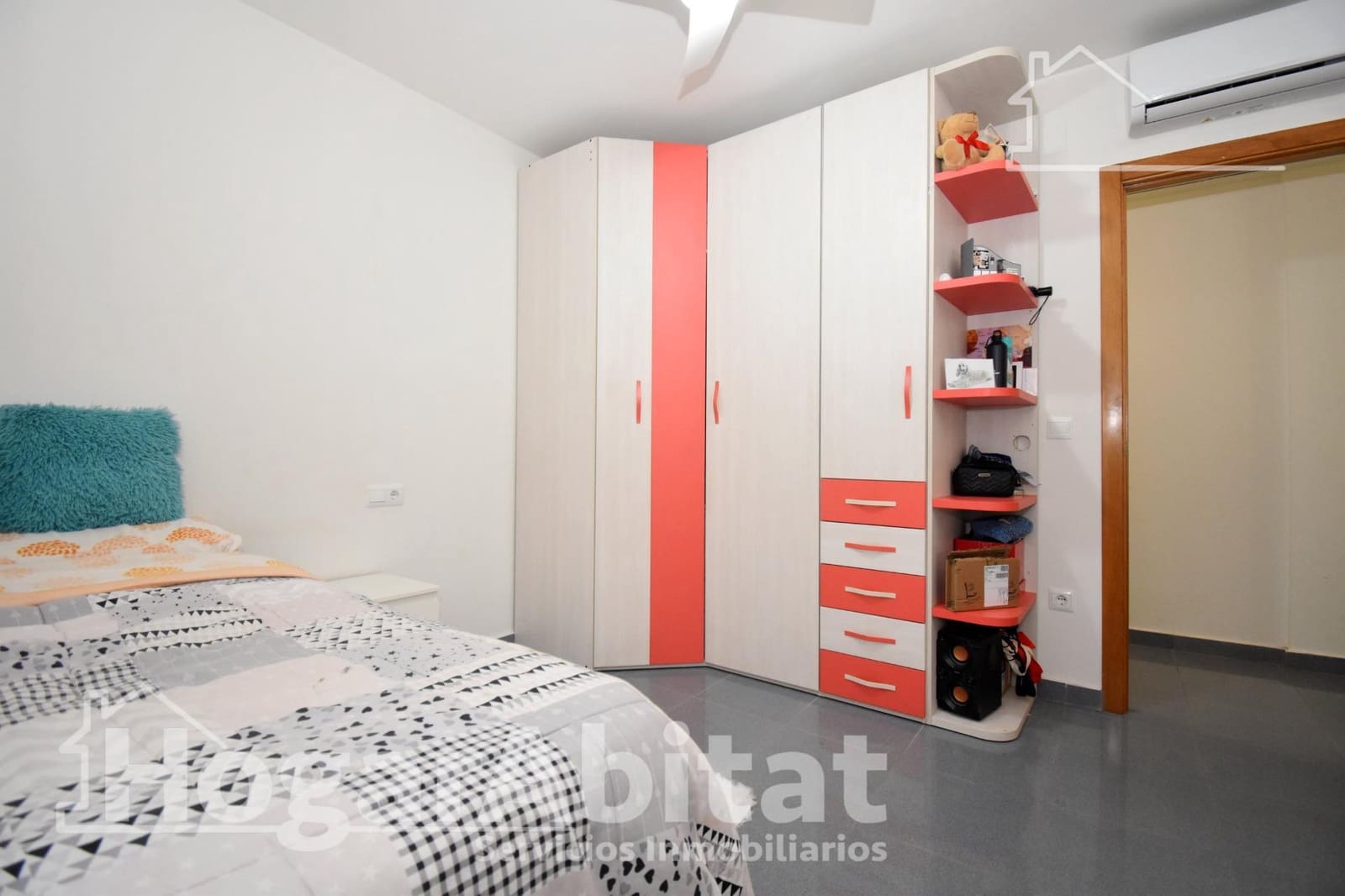 4 bedroom Penthouse for sale in San Juan de Moro with garage - € 147,900 (Ref: 9732184)