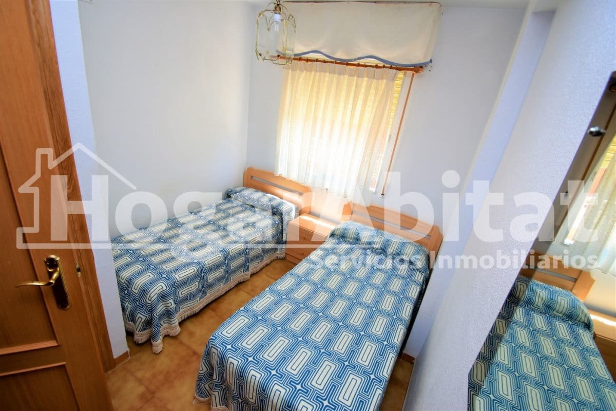 3 slaapkamer Rijtjeshuis te koop in Oropesa  met garage - € 175.000 (Ref: 9732185)