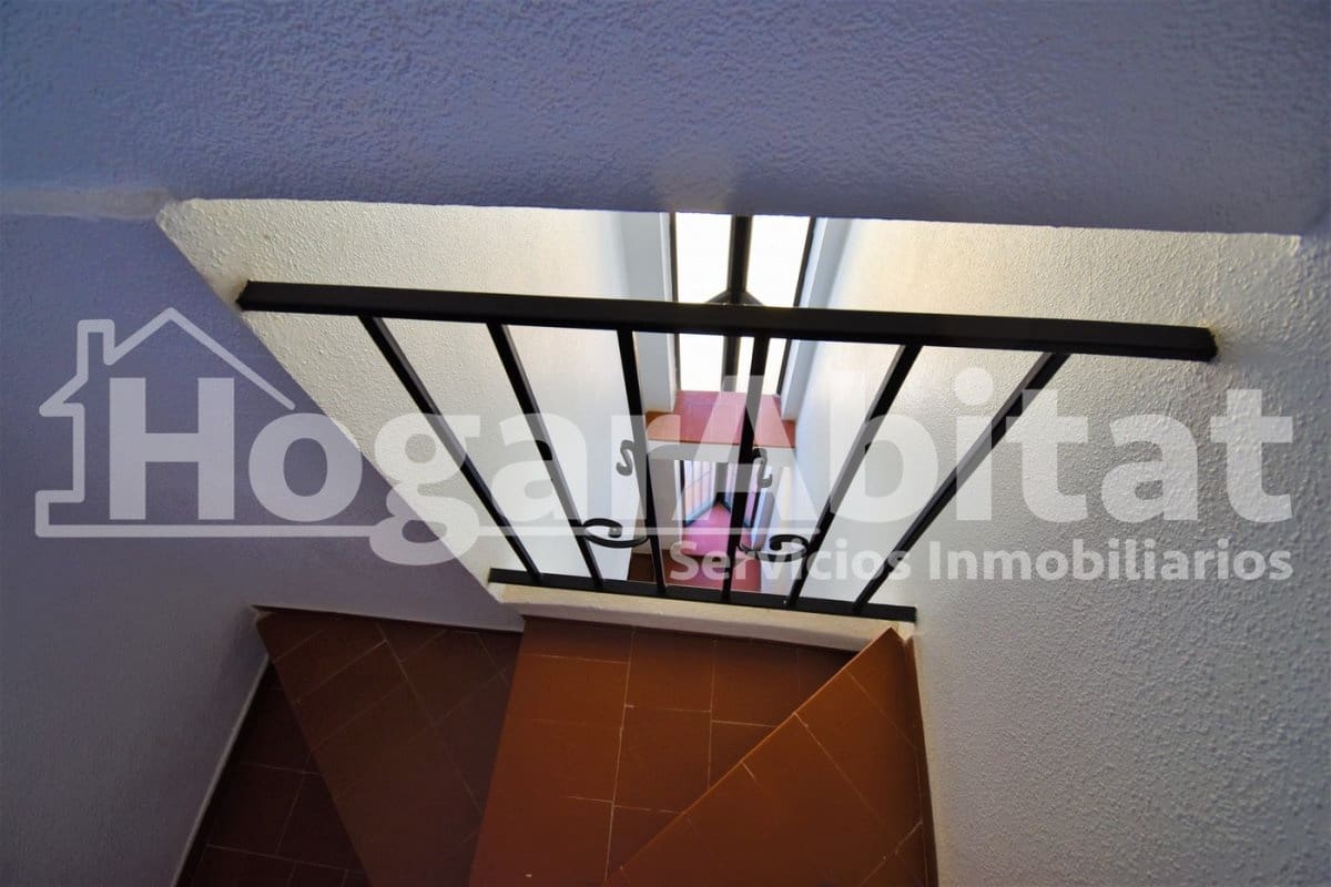 3 slaapkamer Rijtjeshuis te koop in Oropesa  met garage - € 175.000 (Ref: 9732185)