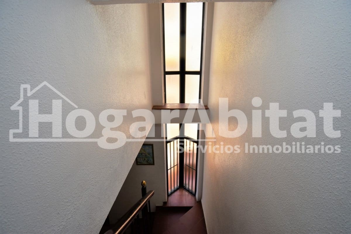 3 slaapkamer Rijtjeshuis te koop in Oropesa  met garage - € 175.000 (Ref: 9732185)