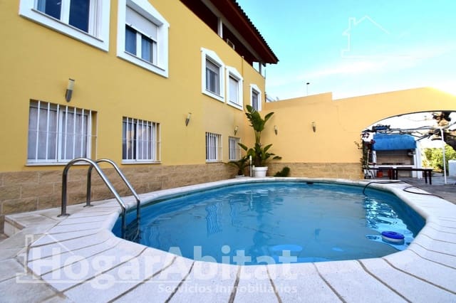 7 bedroom Villa for sale in Oliva Pueblo, Oliva with pool garage - € 1,650,000 (Ref: 9732189)