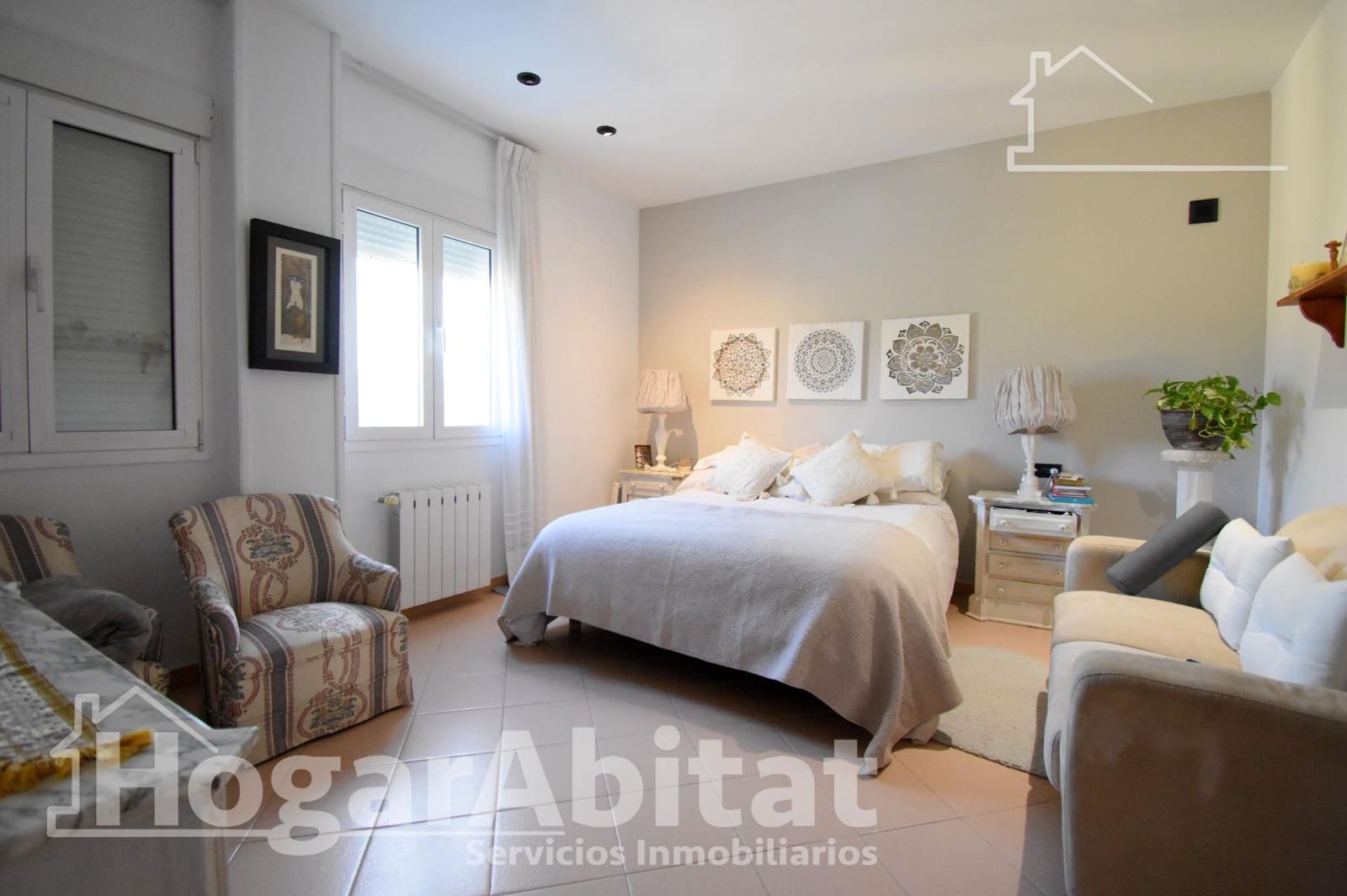 7 bedroom Villa for sale in Oliva with pool garage - € 1,650,000 (Ref: 9732189)