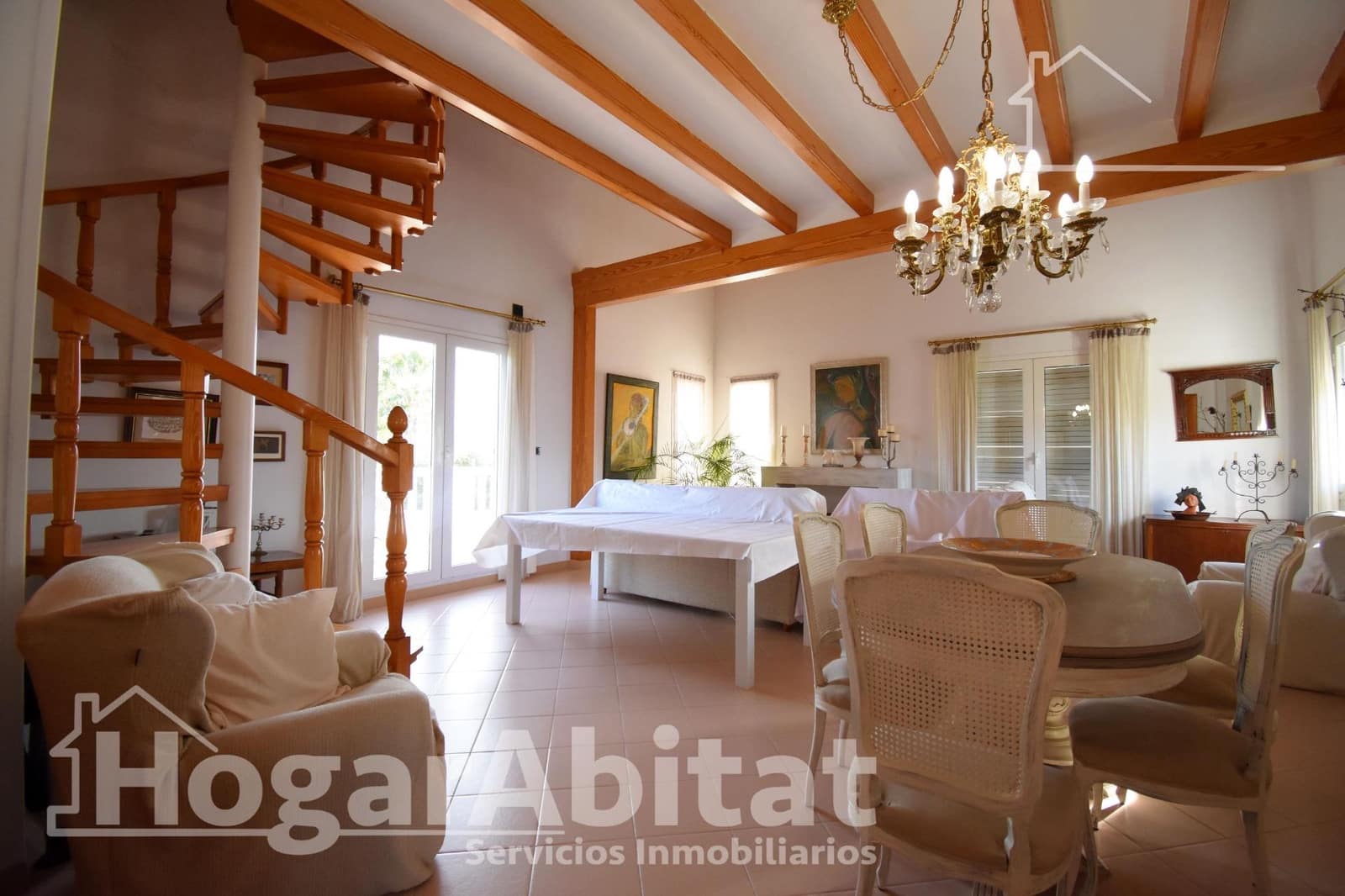 7 bedroom Villa for sale in Oliva with pool garage - € 1,650,000 (Ref: 9732189)