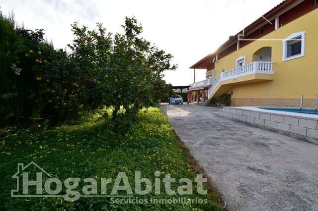 7 bedroom Villa for sale in Oliva Pueblo, Oliva with pool garage - € 1,650,000 (Ref: 9732189)