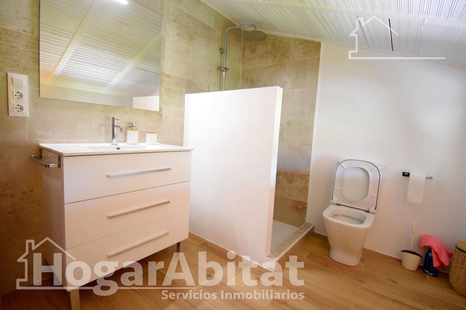 7 bedroom Villa for sale in Oliva with pool garage - € 1,650,000 (Ref: 9732189)