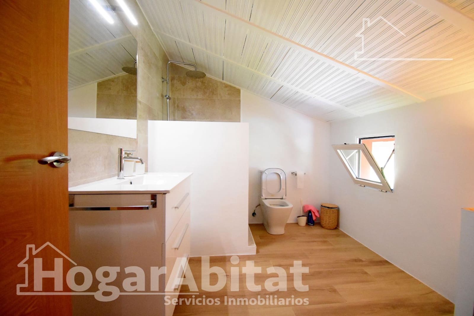 7 bedroom Villa for sale in Oliva with pool garage - € 1,650,000 (Ref: 9732189)