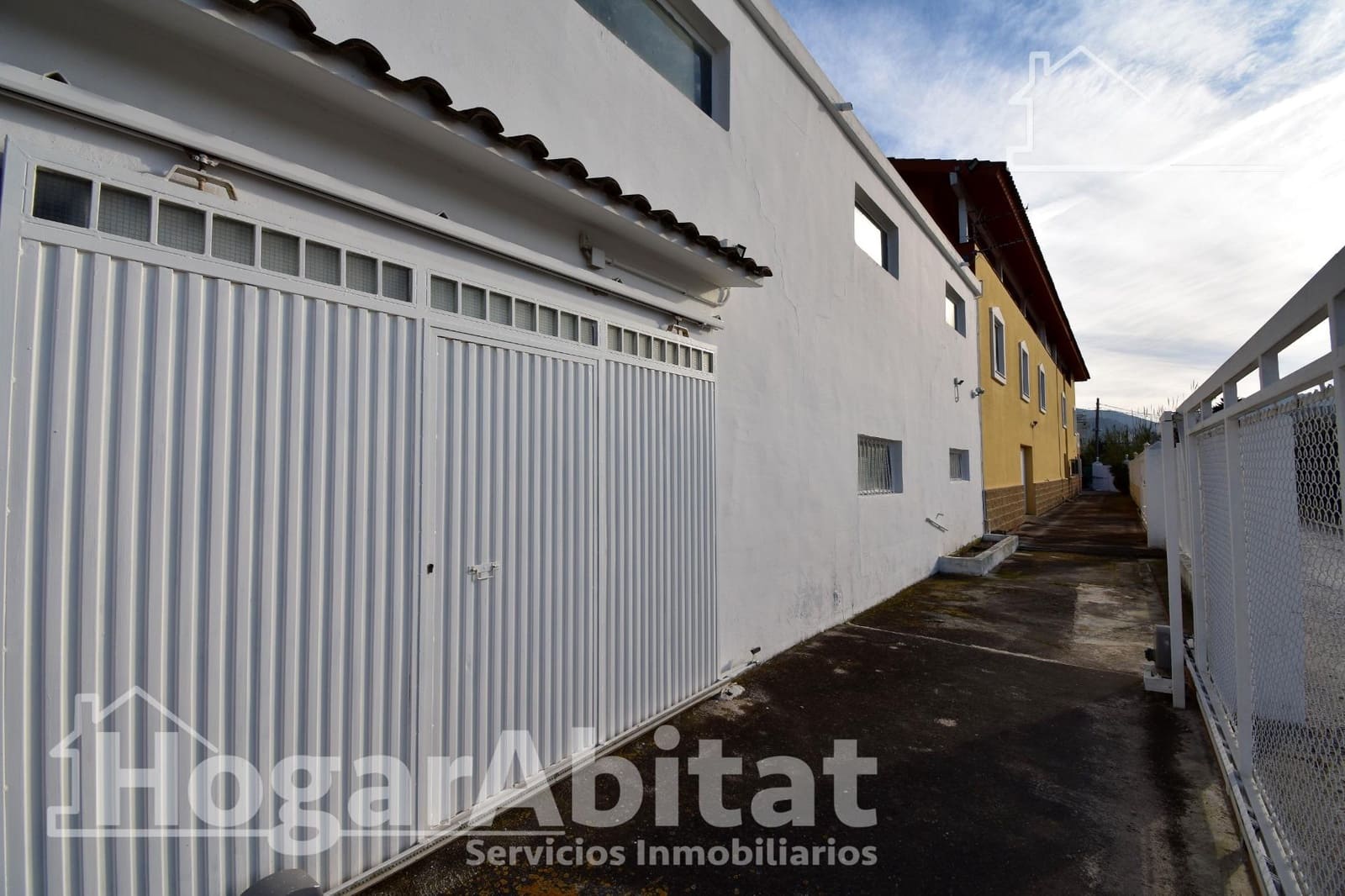 7 bedroom Villa for sale in Oliva with pool garage - € 1,650,000 (Ref: 9732189)