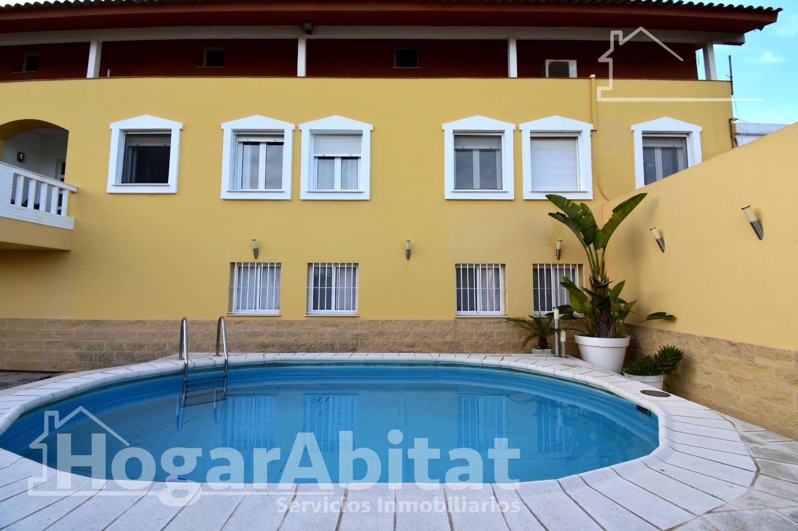 7 bedroom Villa for sale in Oliva with pool garage - € 1,650,000 (Ref: 9732189)