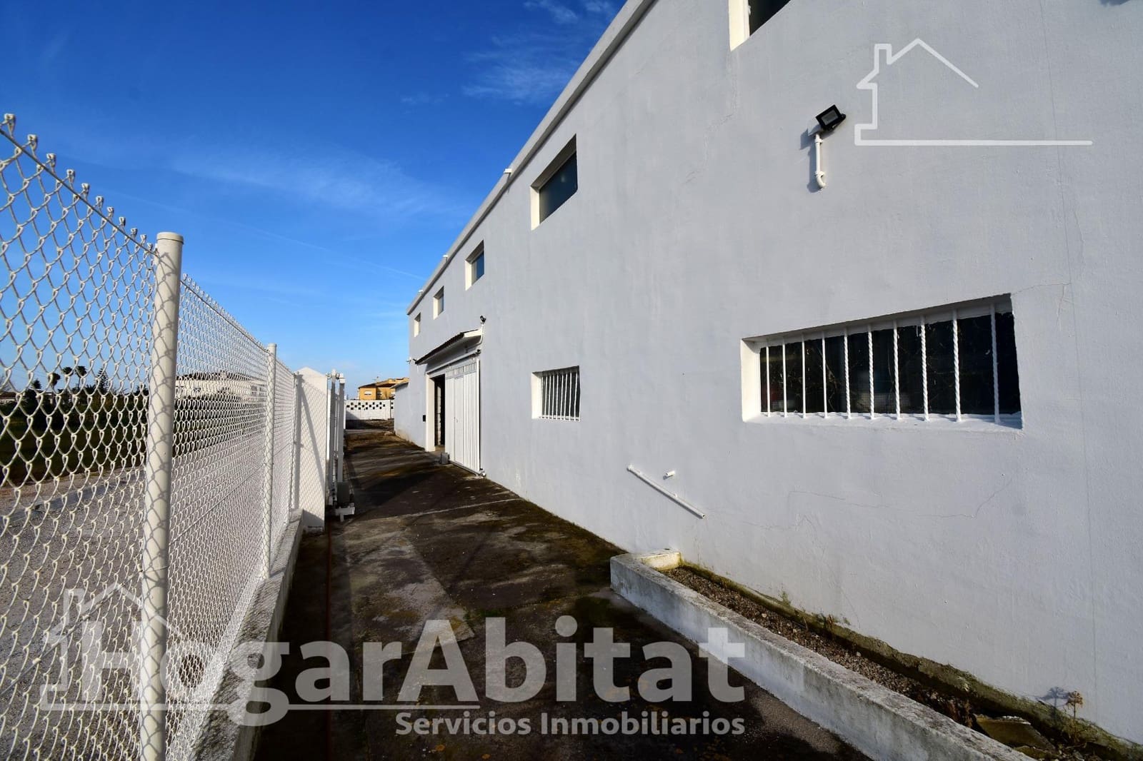 7 bedroom Villa for sale in Oliva with pool garage - € 1,650,000 (Ref: 9732189)