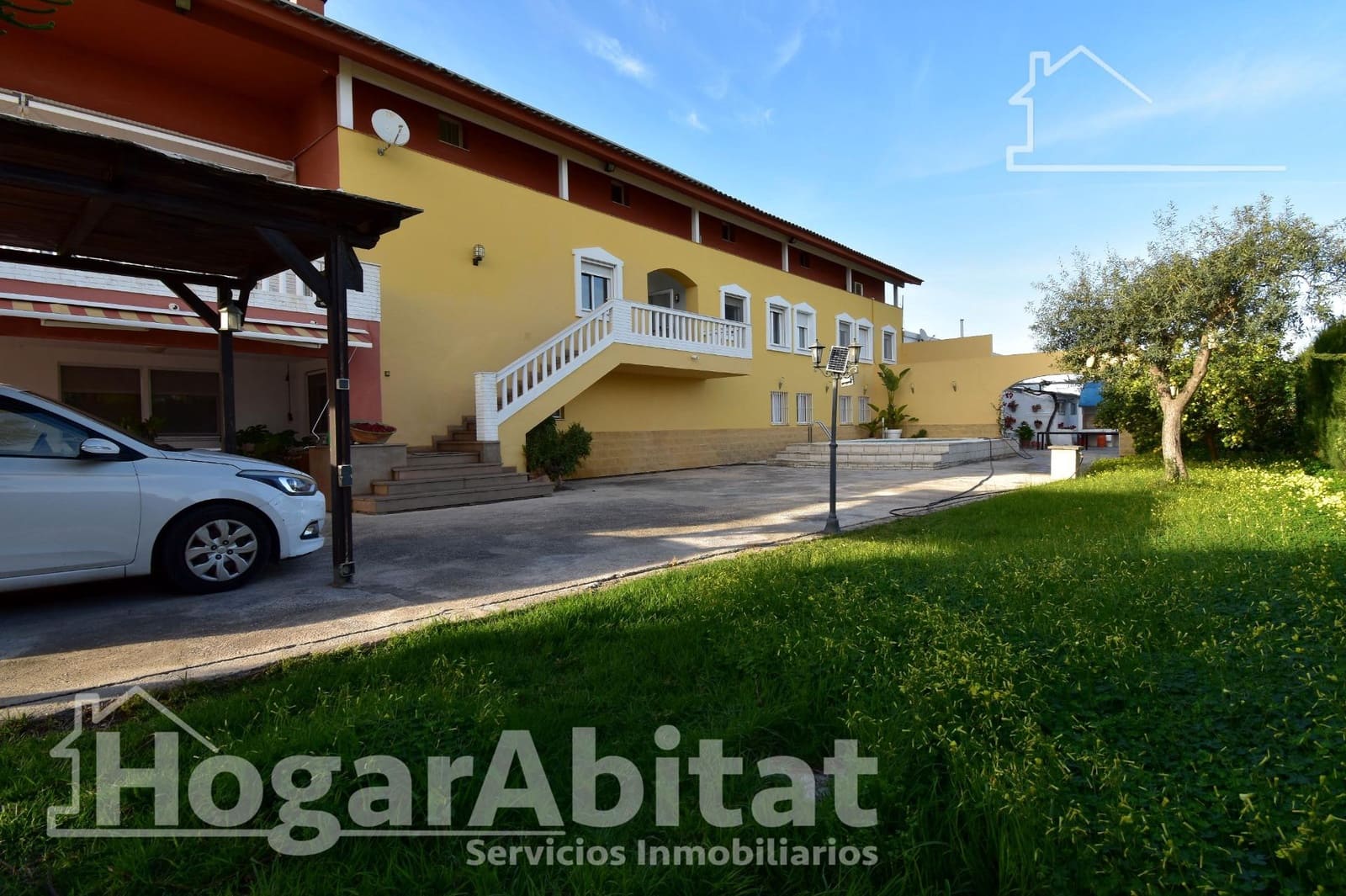 7 bedroom Villa for sale in Oliva with pool garage - € 1,650,000 (Ref: 9732189)