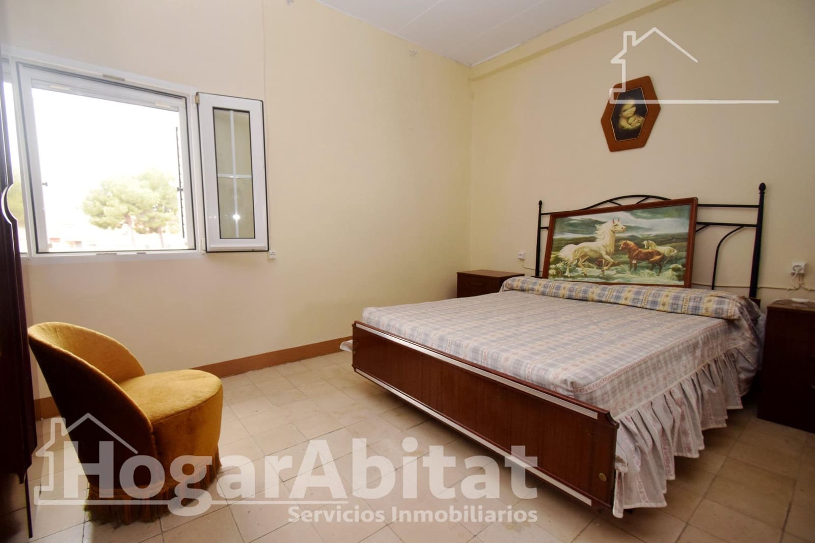 10 bedroom Villa for sale in Benicull with pool garage - € 565,250 (Ref: 9732196)