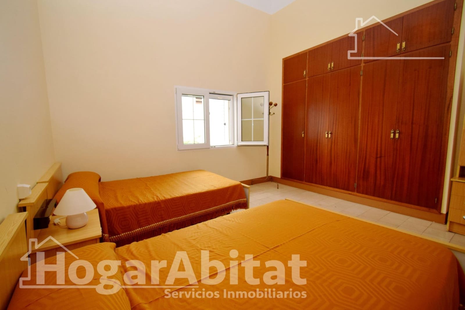 10 bedroom Villa for sale in Benicull with pool garage - € 565,250 (Ref: 9732196)