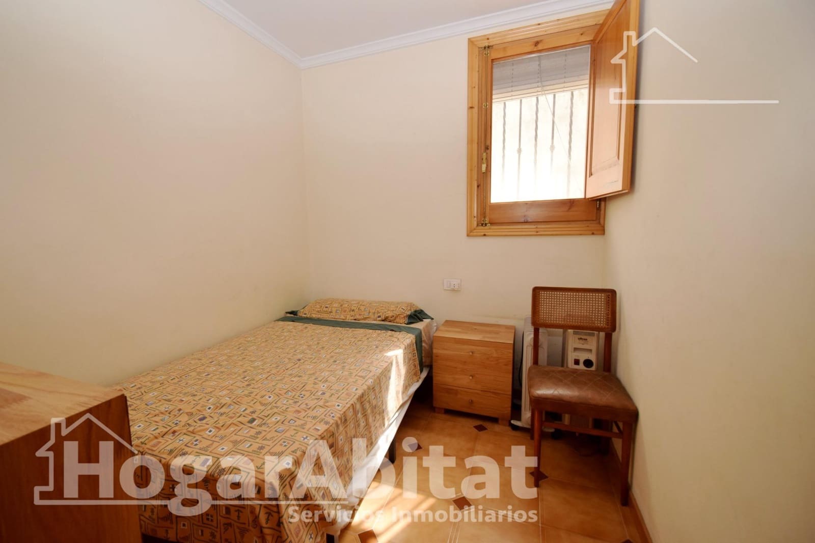 10 bedroom Villa for sale in Benicull with pool garage - € 565,250 (Ref: 9732196)