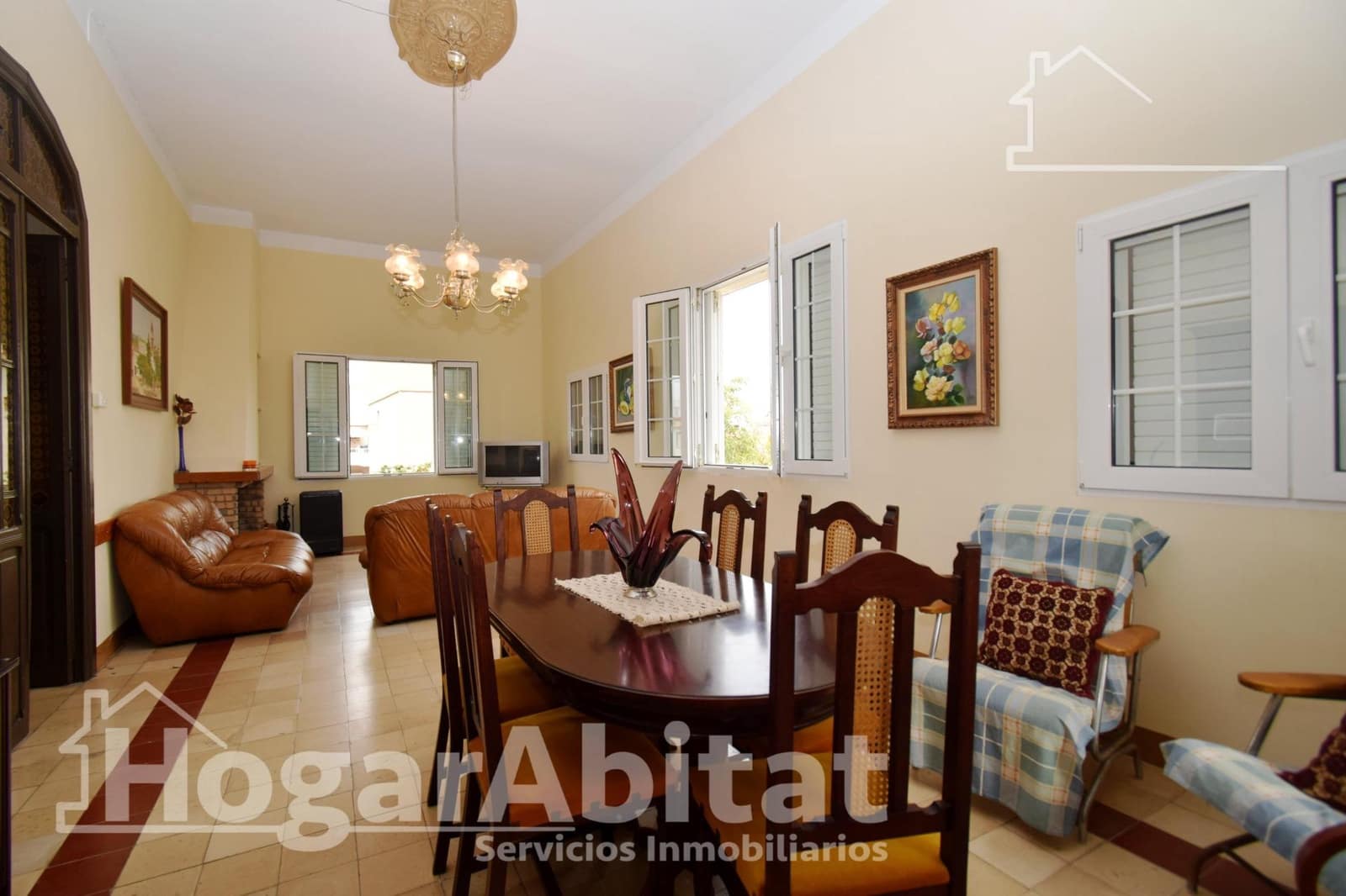 10 bedroom Villa for sale in Benicull with pool garage - € 565,250 (Ref: 9732196)