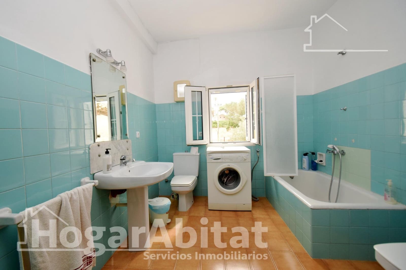 10 bedroom Villa for sale in Benicull with pool garage - € 565,250 (Ref: 9732196)