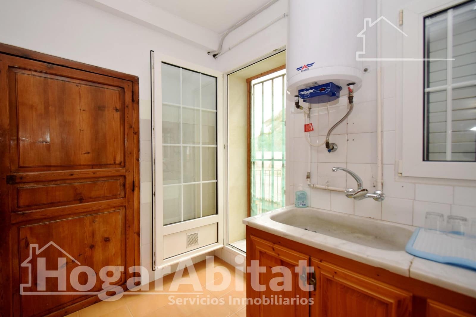 10 bedroom Villa for sale in Benicull with pool garage - € 565,250 (Ref: 9732196)