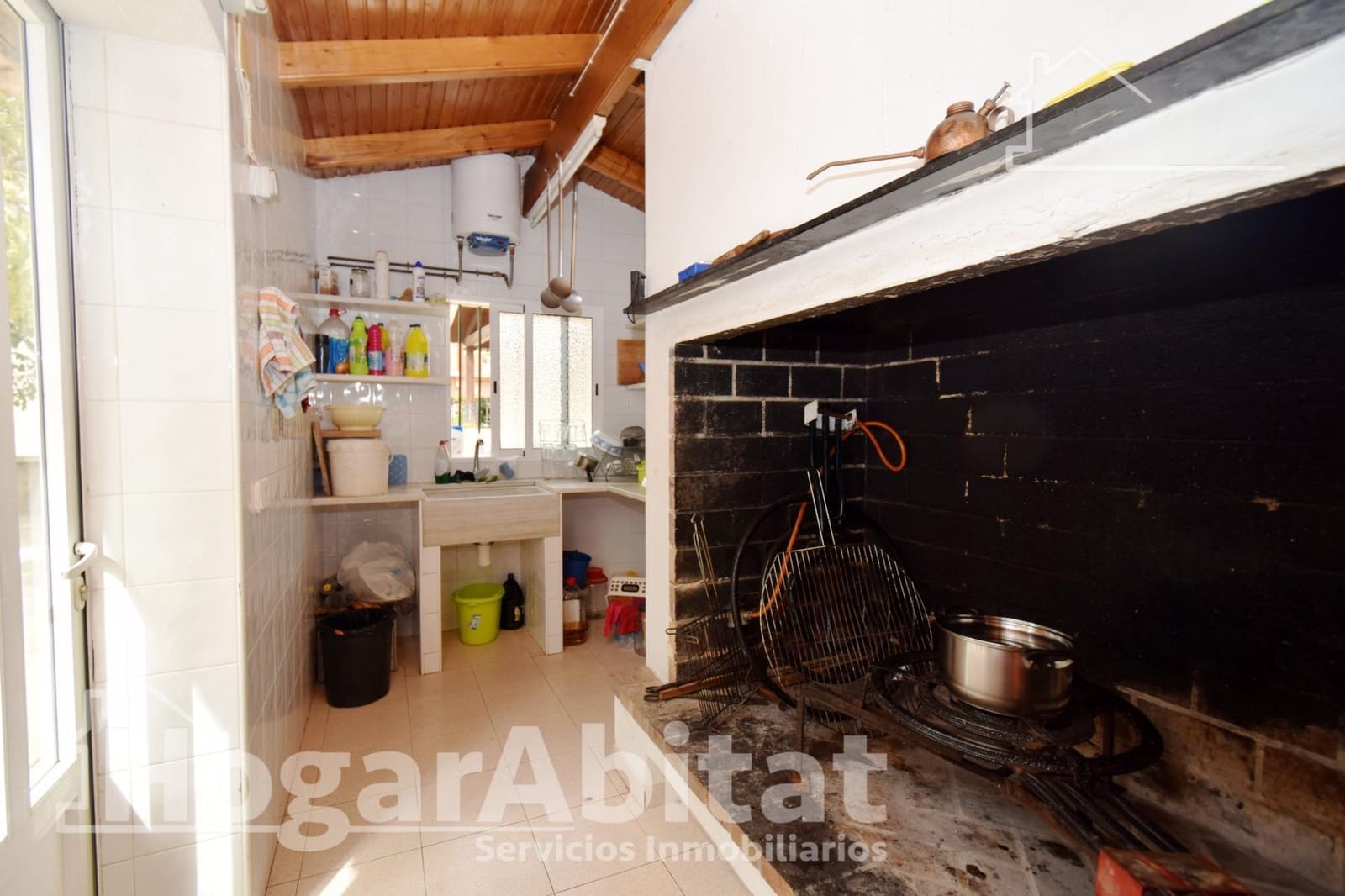 10 bedroom Villa for sale in Benicull with pool garage - € 565,250 (Ref: 9732196)