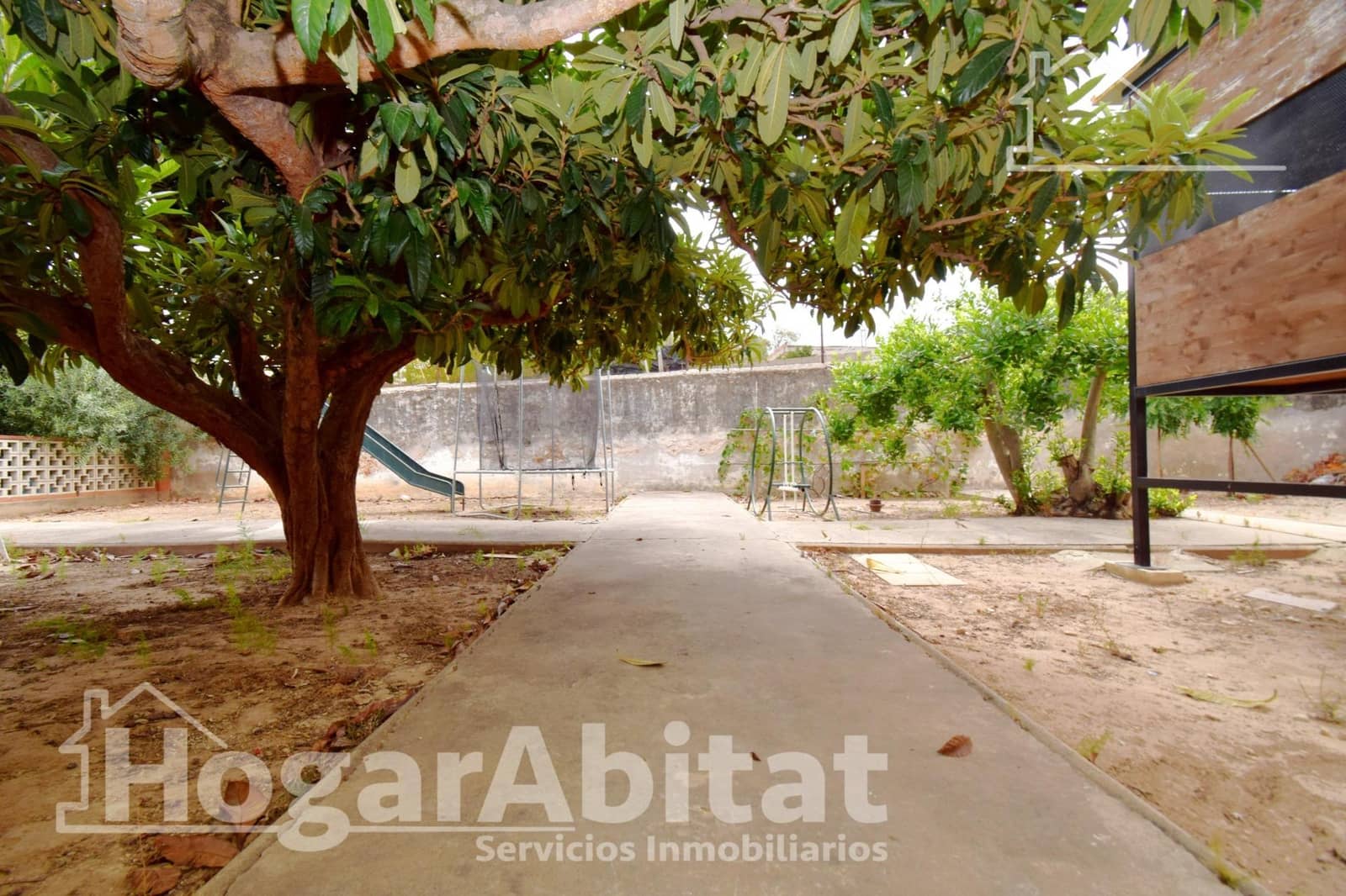 10 bedroom Villa for sale in Benicull with pool garage - € 565,250 (Ref: 9732196)