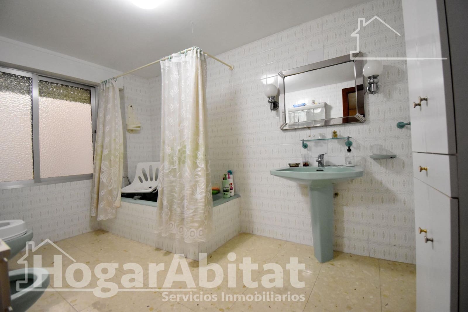 4 quarto Casa em Banda para venda em Gandia com garagem - 450 000 € (Ref: 9732199)