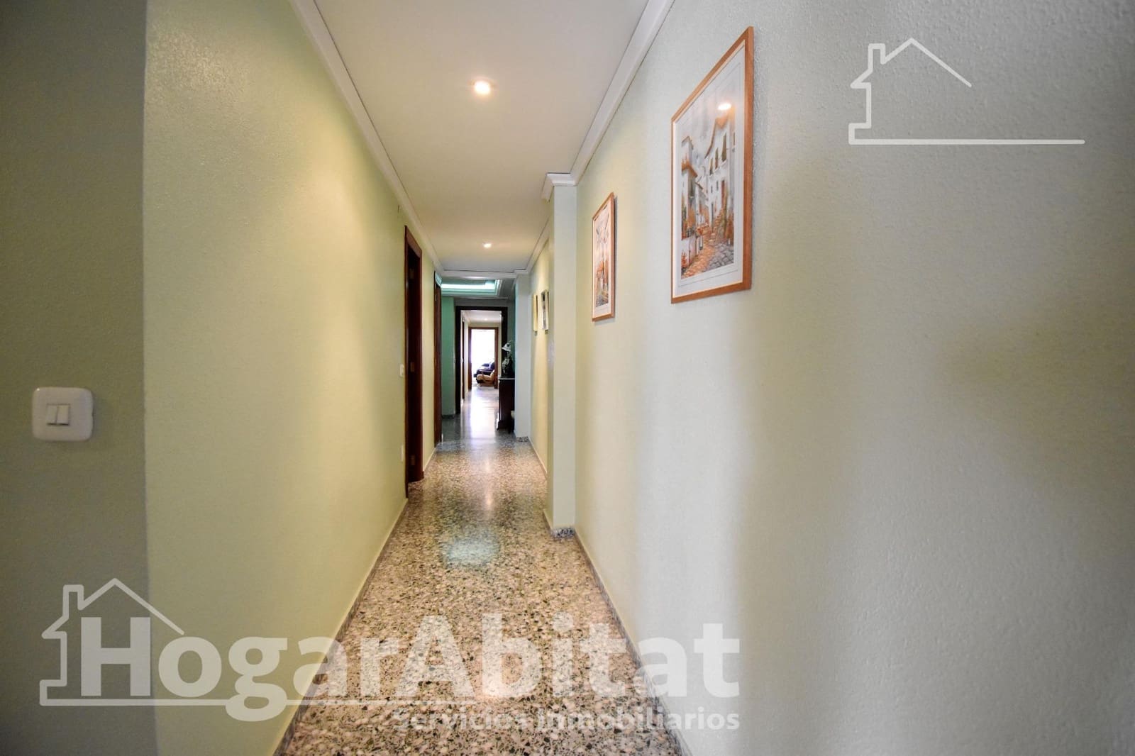 4 quarto Casa em Banda para venda em Gandia com garagem - 450 000 € (Ref: 9732199)