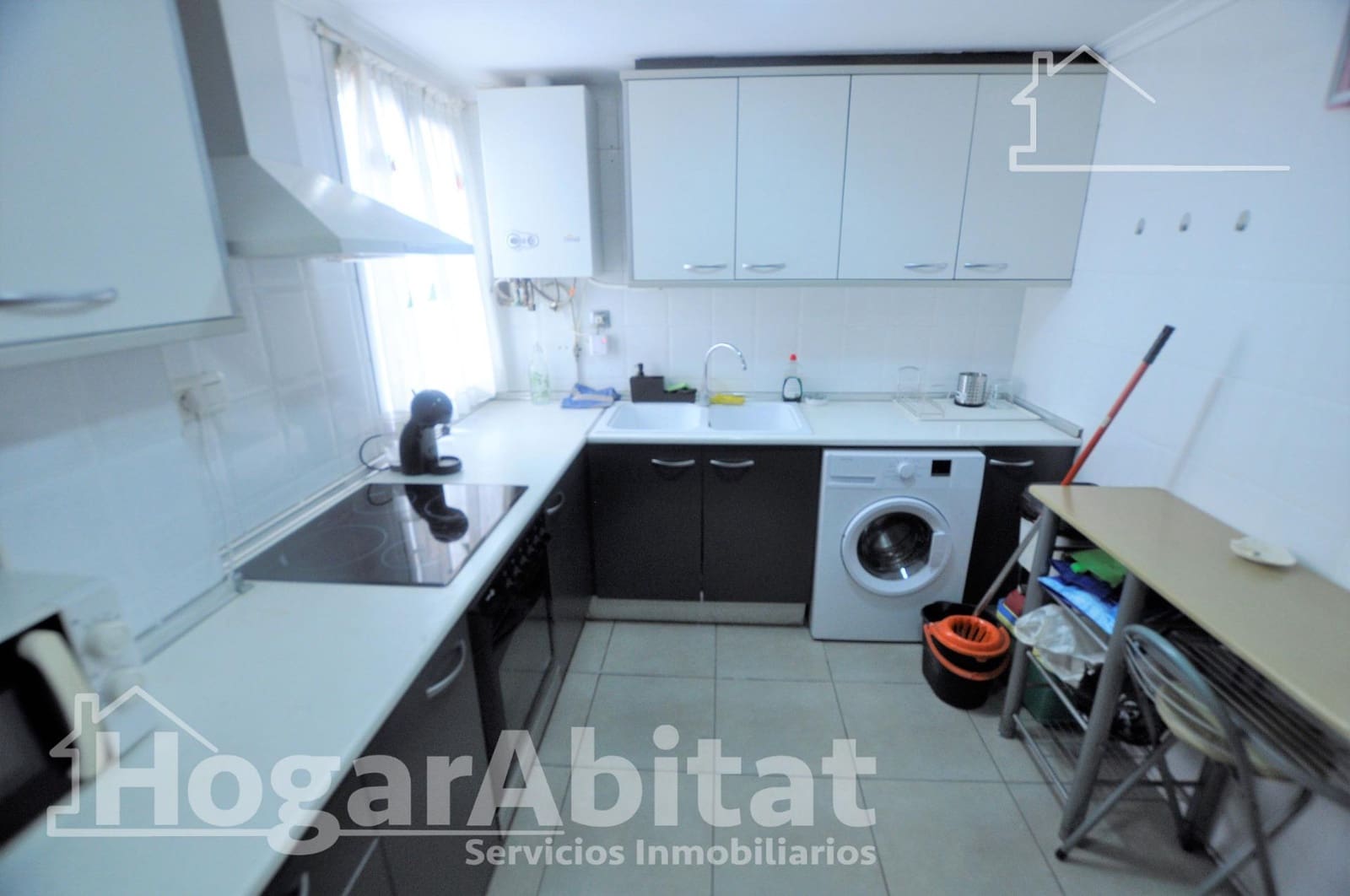 2 slaapkamer Penthouse te koop in Valencia stad met garage - € 320.000 (Ref: 9735624)