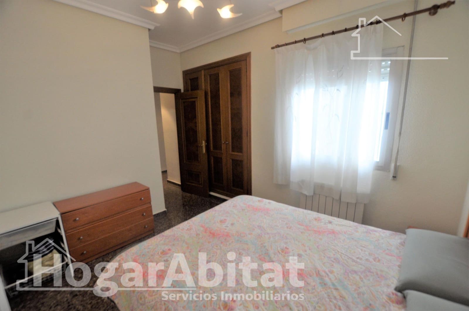 2 slaapkamer Penthouse te koop in Valencia stad met garage - € 320.000 (Ref: 9735624)