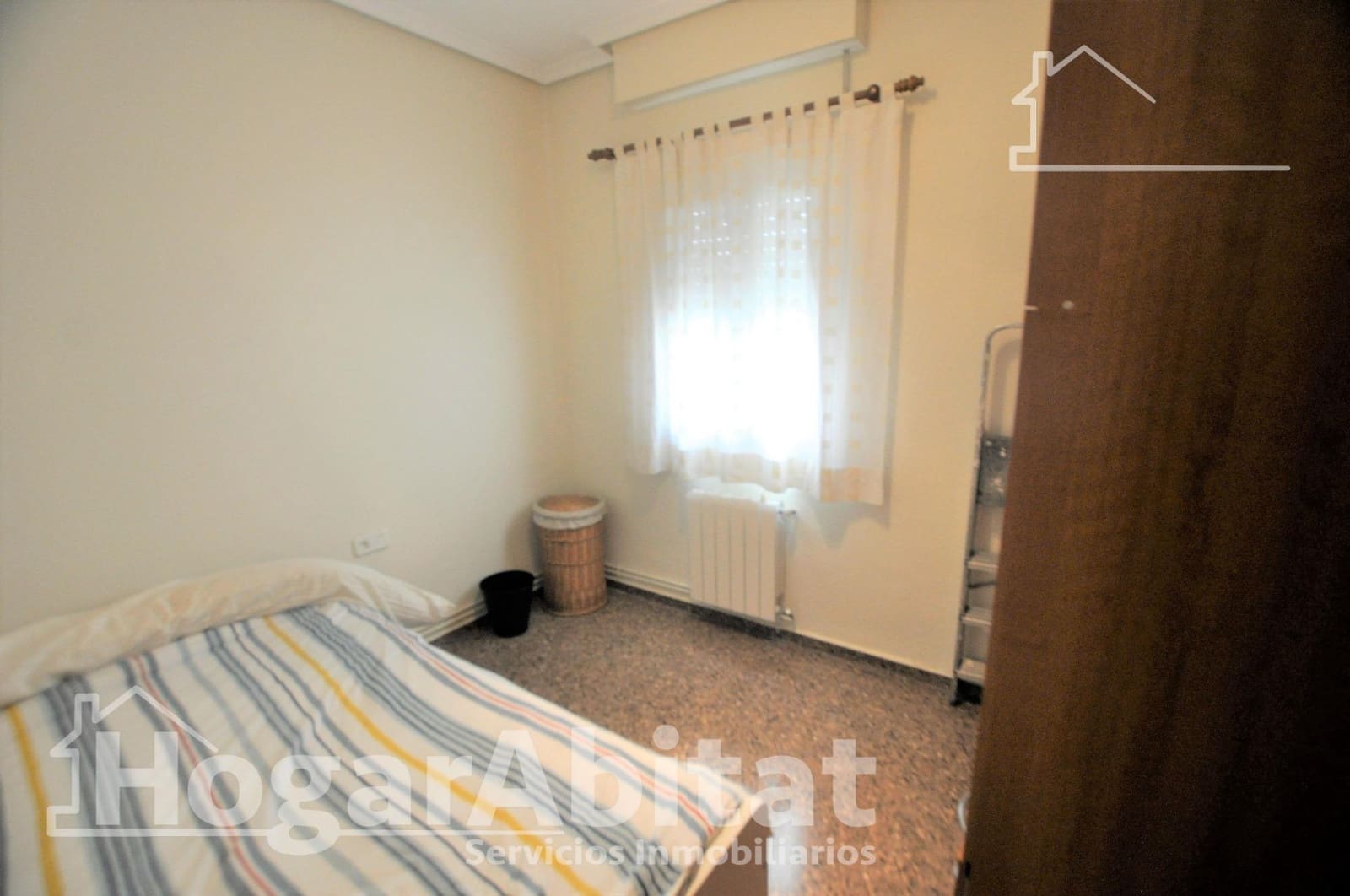 2 slaapkamer Penthouse te koop in Valencia stad met garage - € 320.000 (Ref: 9735624)