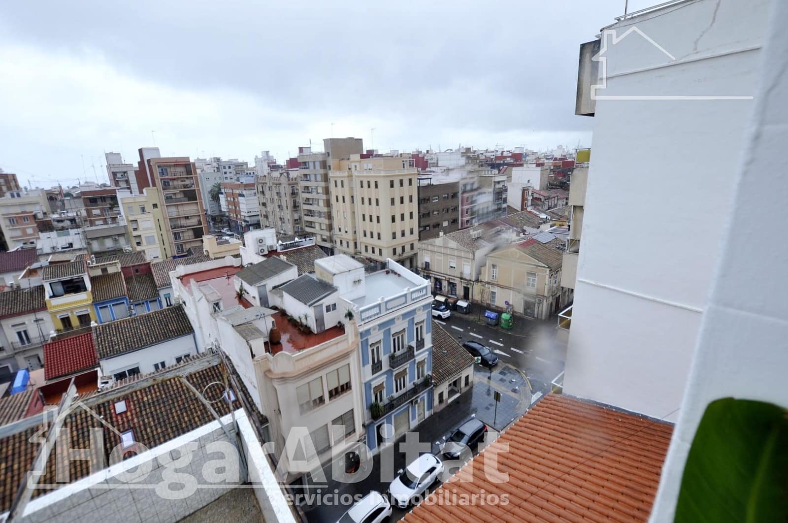 3 bedroom Flat for sale in Valencia city - € 423,000 (Ref: 9735627)