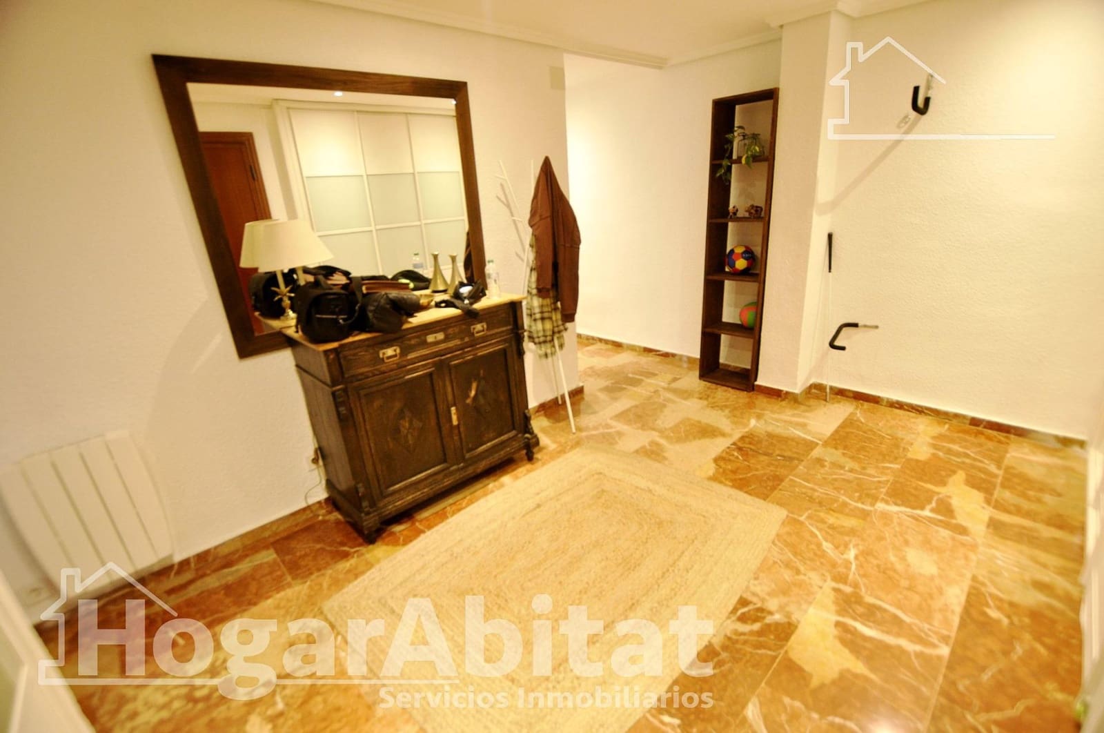3 bedroom Flat for sale in Valencia city - € 423,000 (Ref: 9735627)
