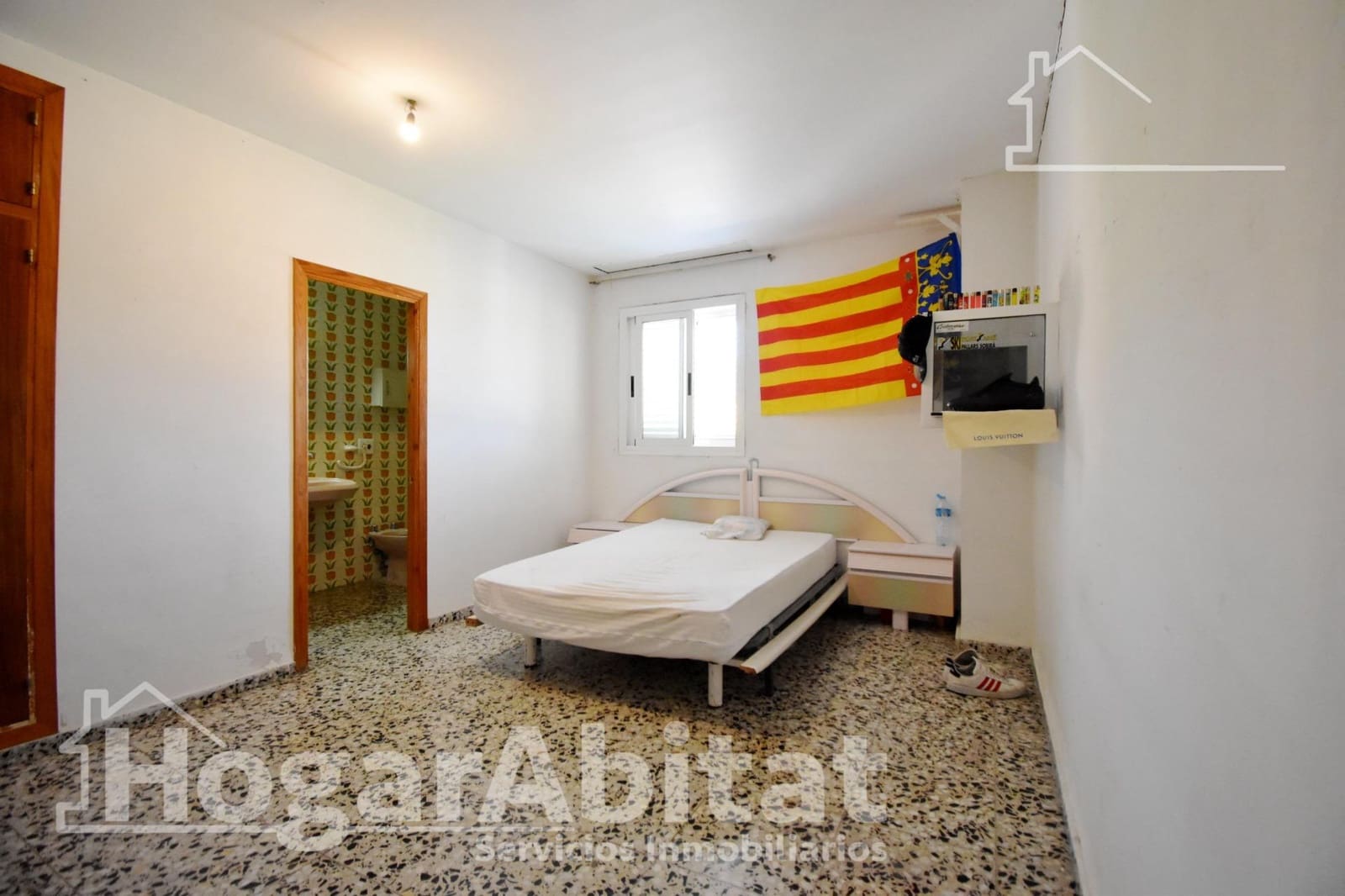 17 bedroom Villa for sale in Barx with pool garage - € 400,000 (Ref: 9735630)