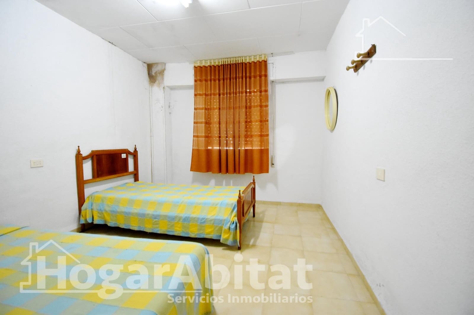 17 bedroom Villa for sale in Barx with pool garage - € 400,000 (Ref: 9735630)