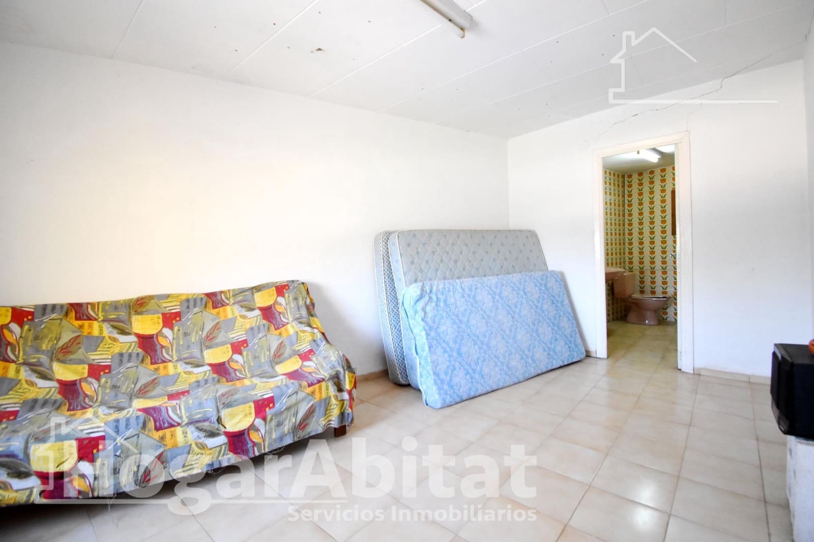 17 bedroom Villa for sale in Barx with pool garage - € 400,000 (Ref: 9735630)