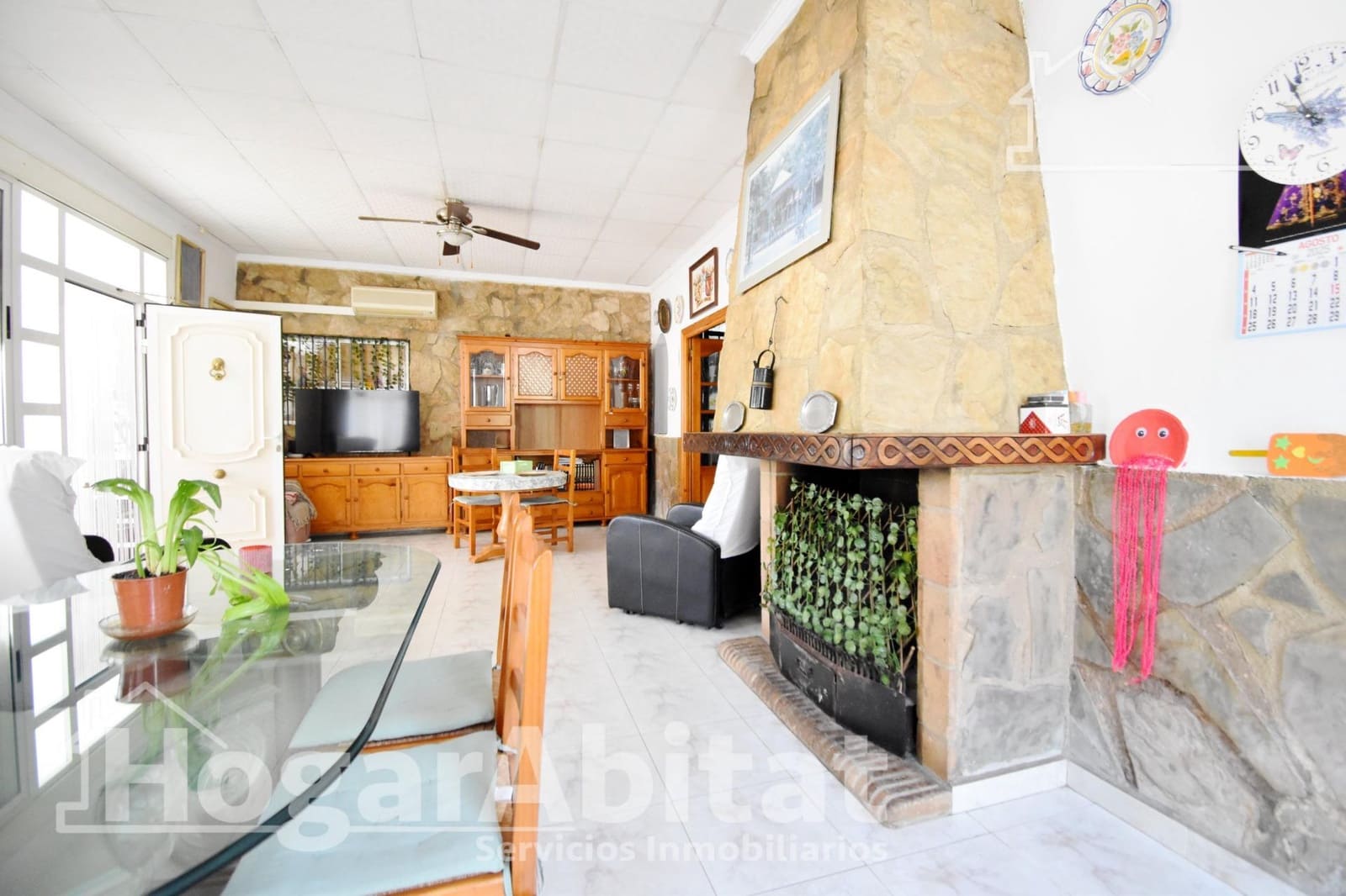 17 bedroom Villa for sale in Barx with pool garage - € 400,000 (Ref: 9735630)