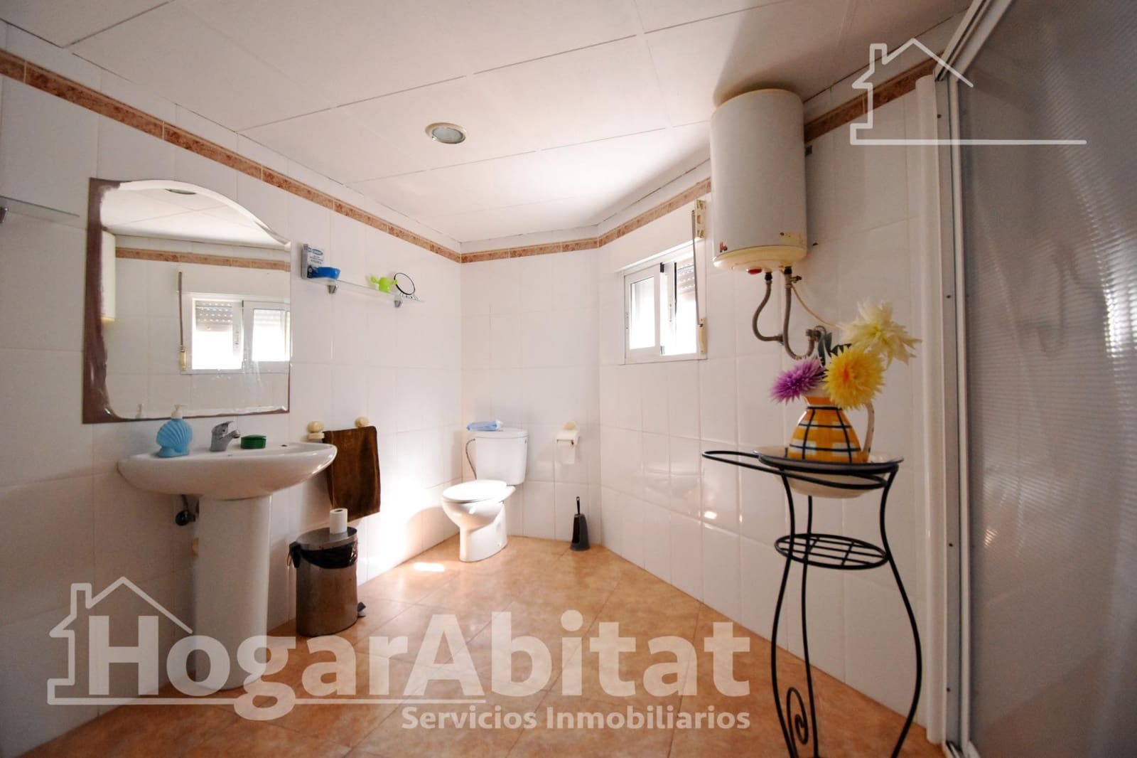 17 bedroom Villa for sale in Barx with pool garage - € 400,000 (Ref: 9735630)