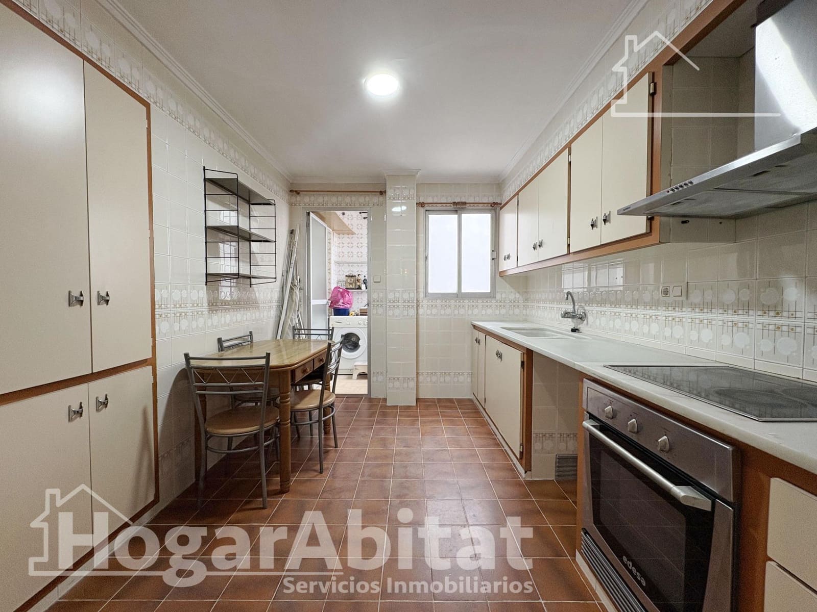 4 bedroom Flat for sale in Tavernes de la Valldigna - € 140,000 (Ref: 9735635)
